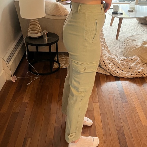 Aritzia Modern Cargo Pants sagesse - Picture 5 of 5